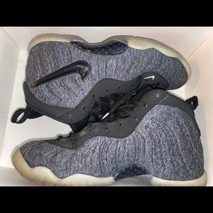 NIKE FOAM POSITE GRADE SCHOOL 6.5